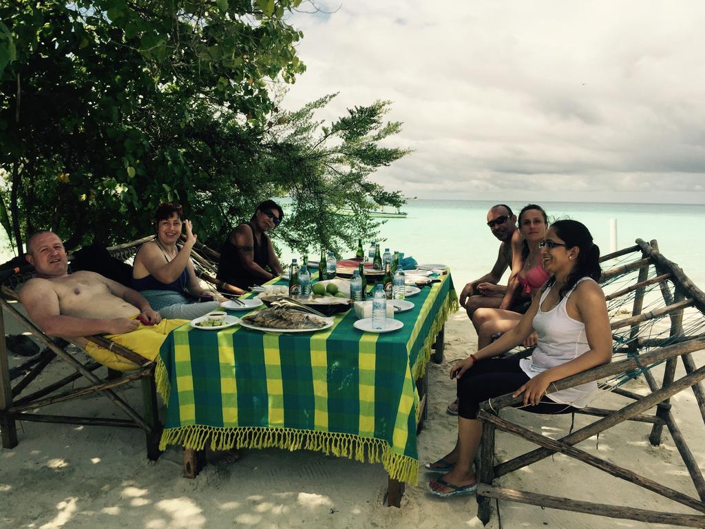Sunset Holidays Huraa Bagian luar foto