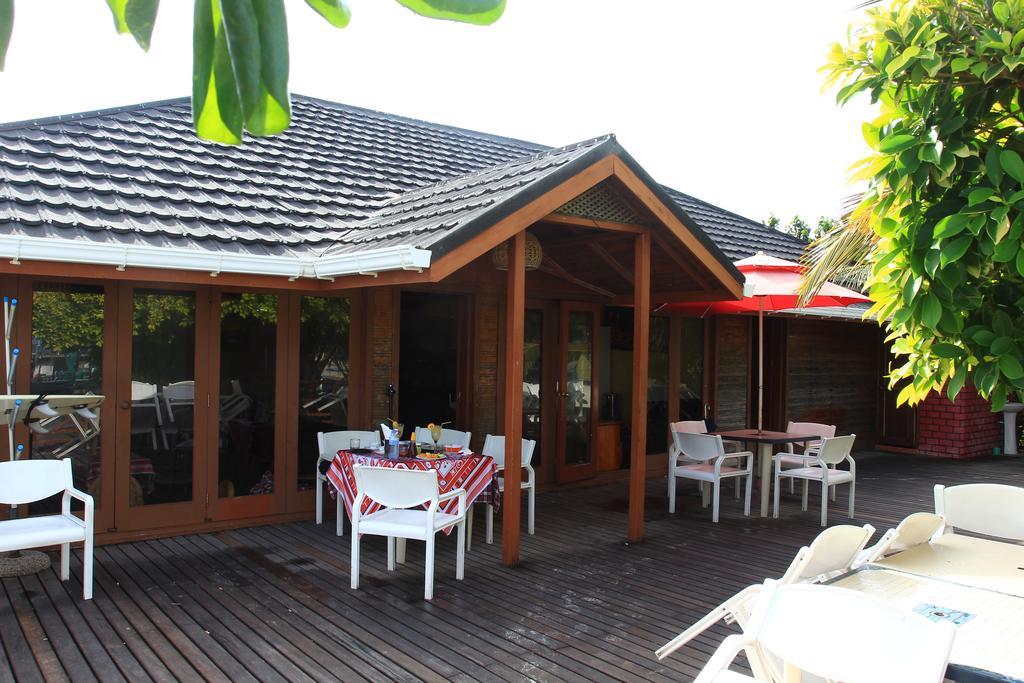Sunset Holidays Huraa Bagian luar foto