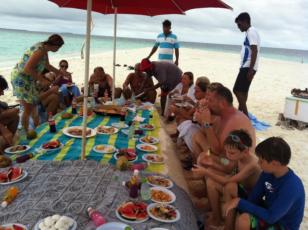 Sunset Holidays Huraa Bagian luar foto